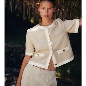 NWT ZARA SHORT SLEEVE BLAZER LINEN SIZE XL 
🚨PRICE FIRM NO DISCOUNT